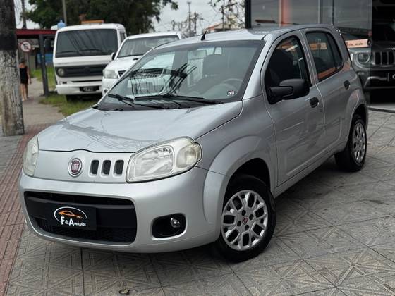 FIAT UNO 1.0 EVO VIVACE 8V FLEX 4P MANUAL